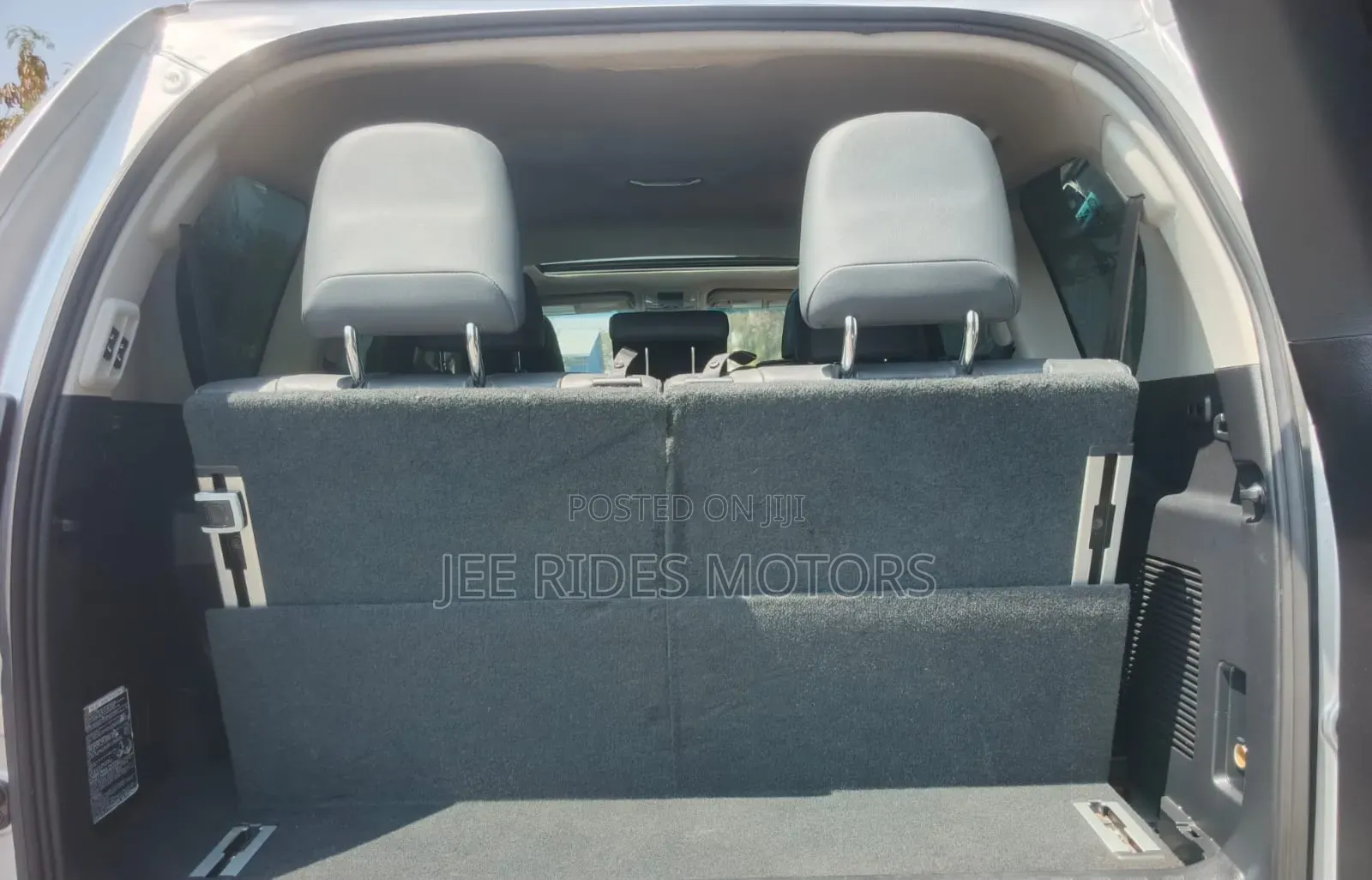 Toyota Land Cruiser Prado 2017 Silver