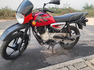 Bajaj Boxer 2024 Red