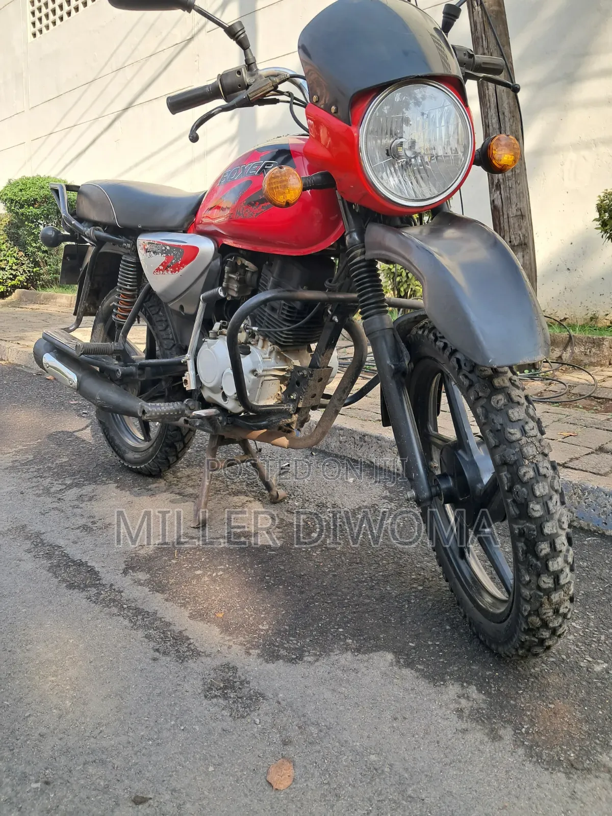Bajaj Boxer 2024 Red