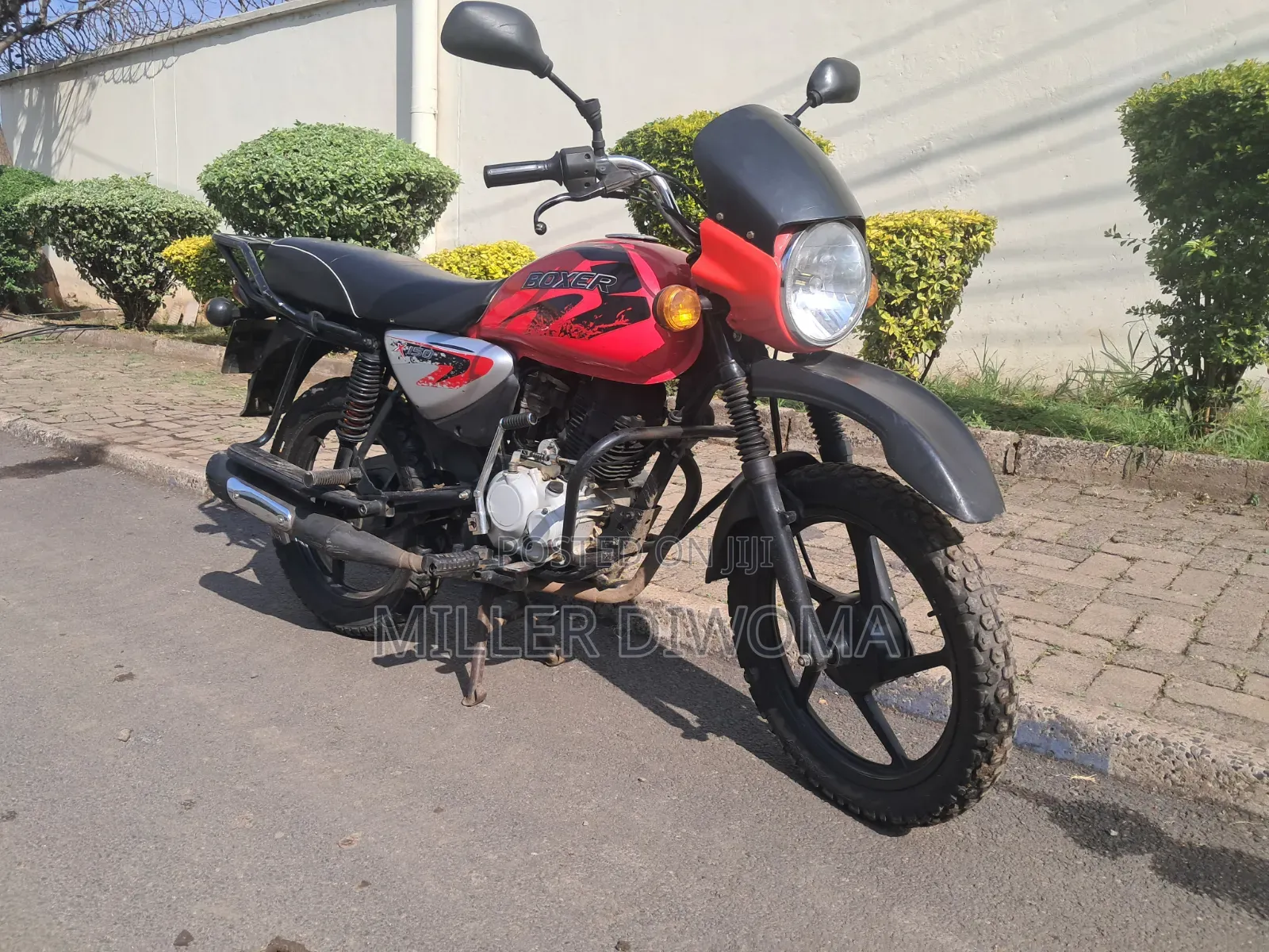 Bajaj Boxer 2024 Red