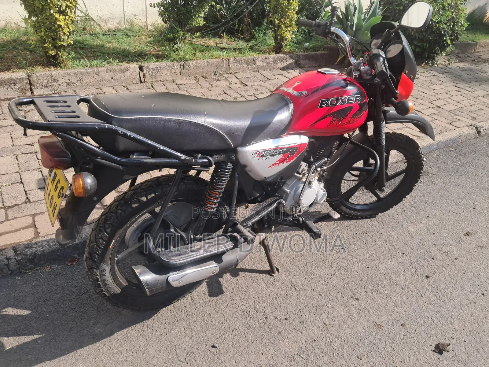 Bajaj Boxer 2024 Red