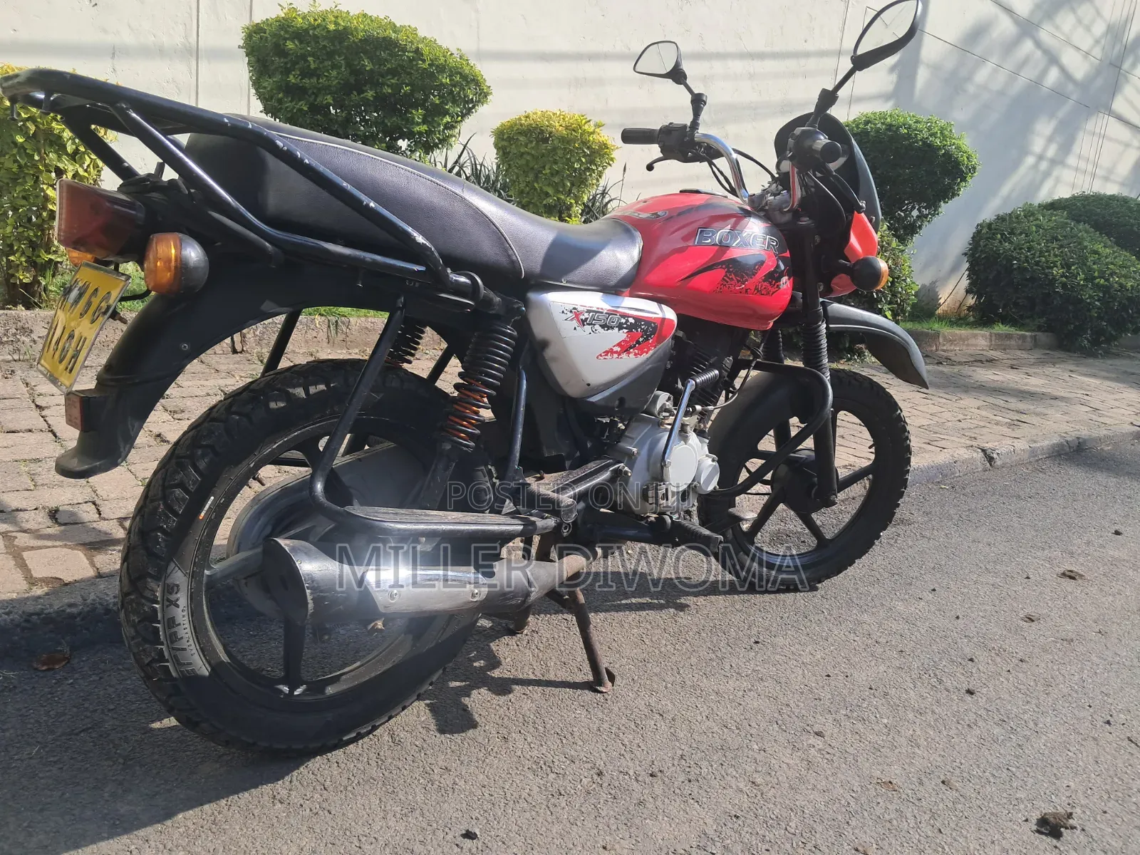 Bajaj Boxer 2024 Red