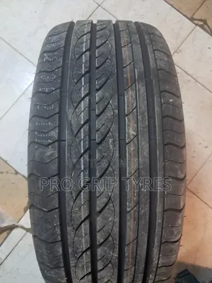 Centara Hw 245/45r18