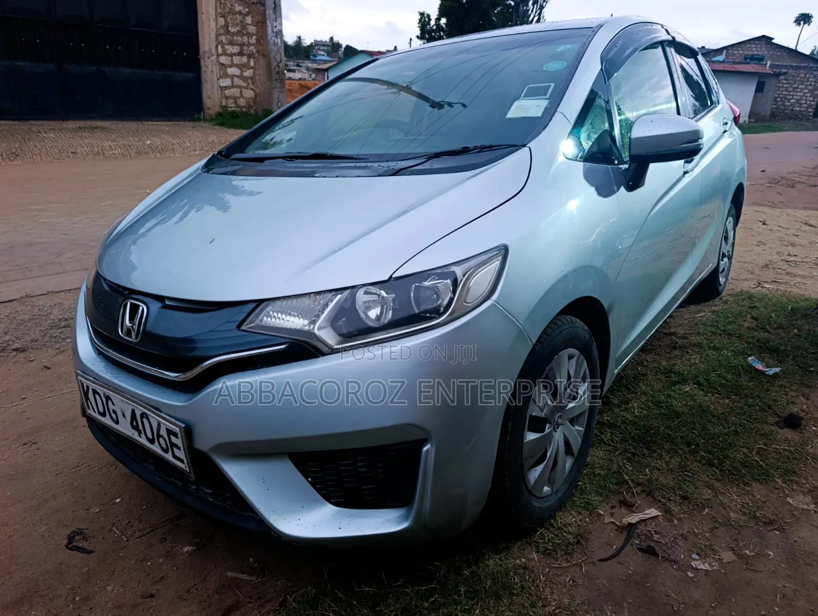 Honda Fit 2017 Silver