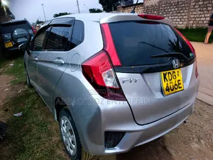 Honda Fit 2017 Silver