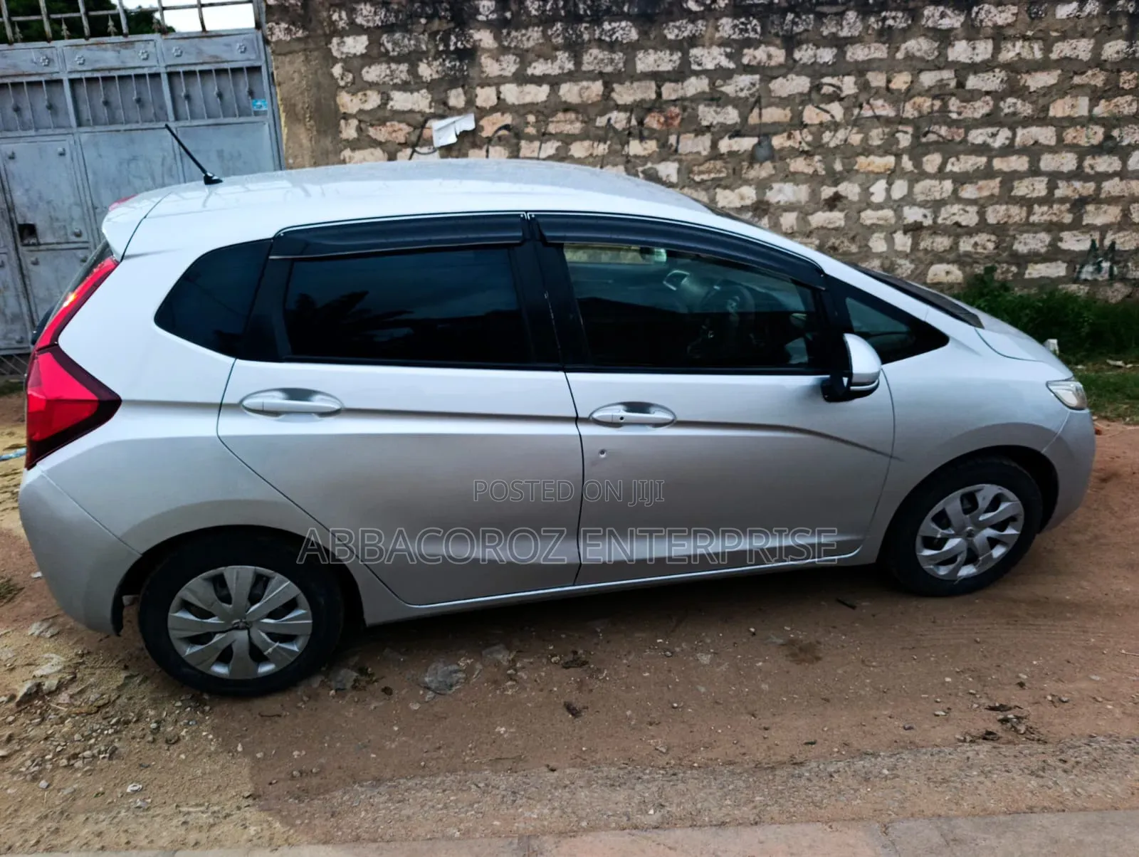 Honda Fit 2017 Silver