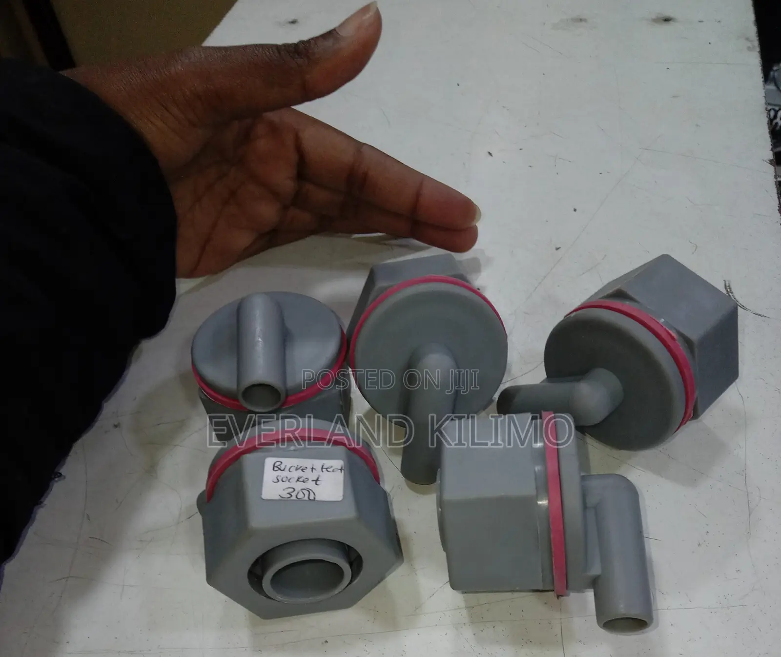 Milk Bucket Fixed Base Connectors