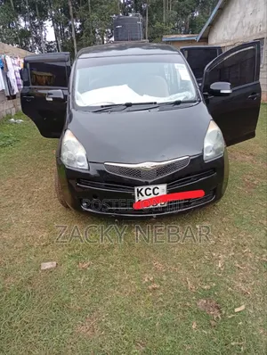 Toyota Ractis 1.3 FWD 2008 Black