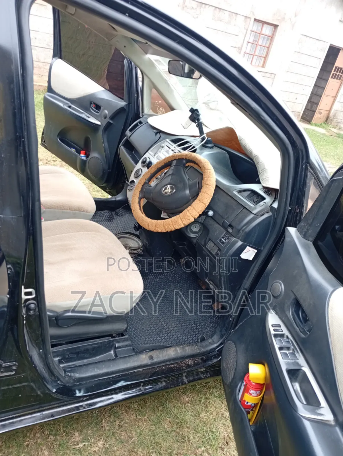 Toyota Ractis 1.3 FWD 2008 Black