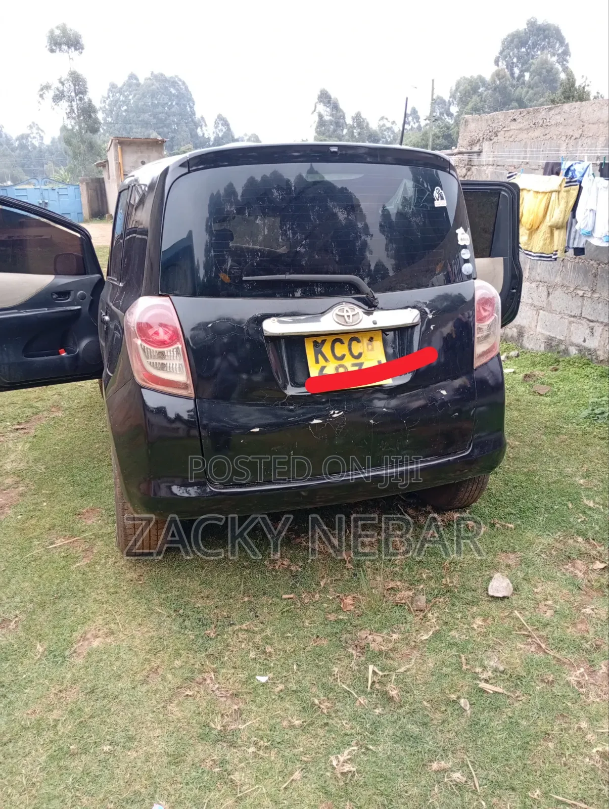 Toyota Ractis 1.3 FWD 2008 Black