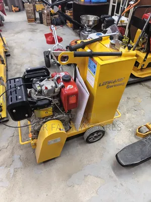 Diesel Lenhard German Concrete Cutter 18"