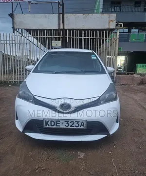 Toyota Vitz 2014 White
