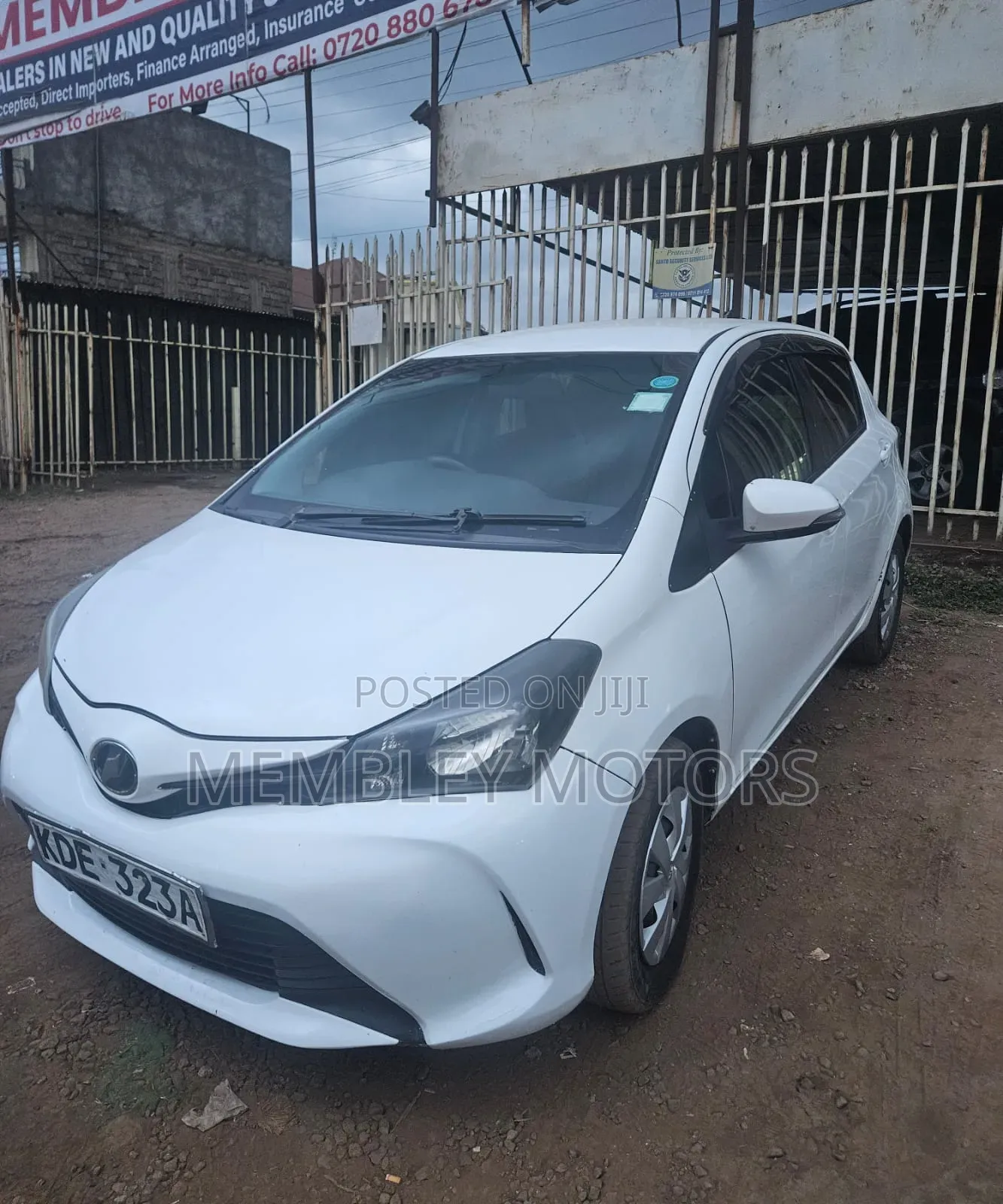 Toyota Vitz 2014 White