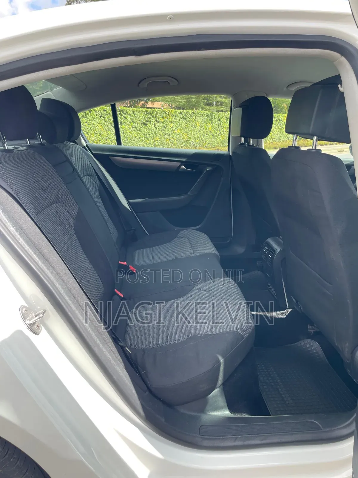 Volkswagen Passat 2013 White