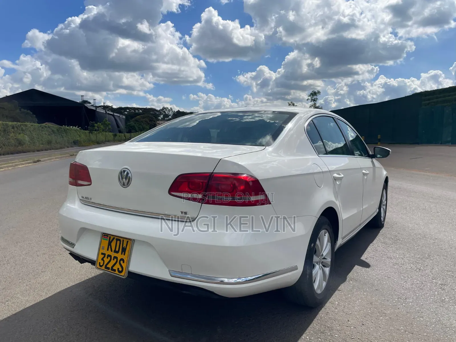 Volkswagen Passat 2013 White