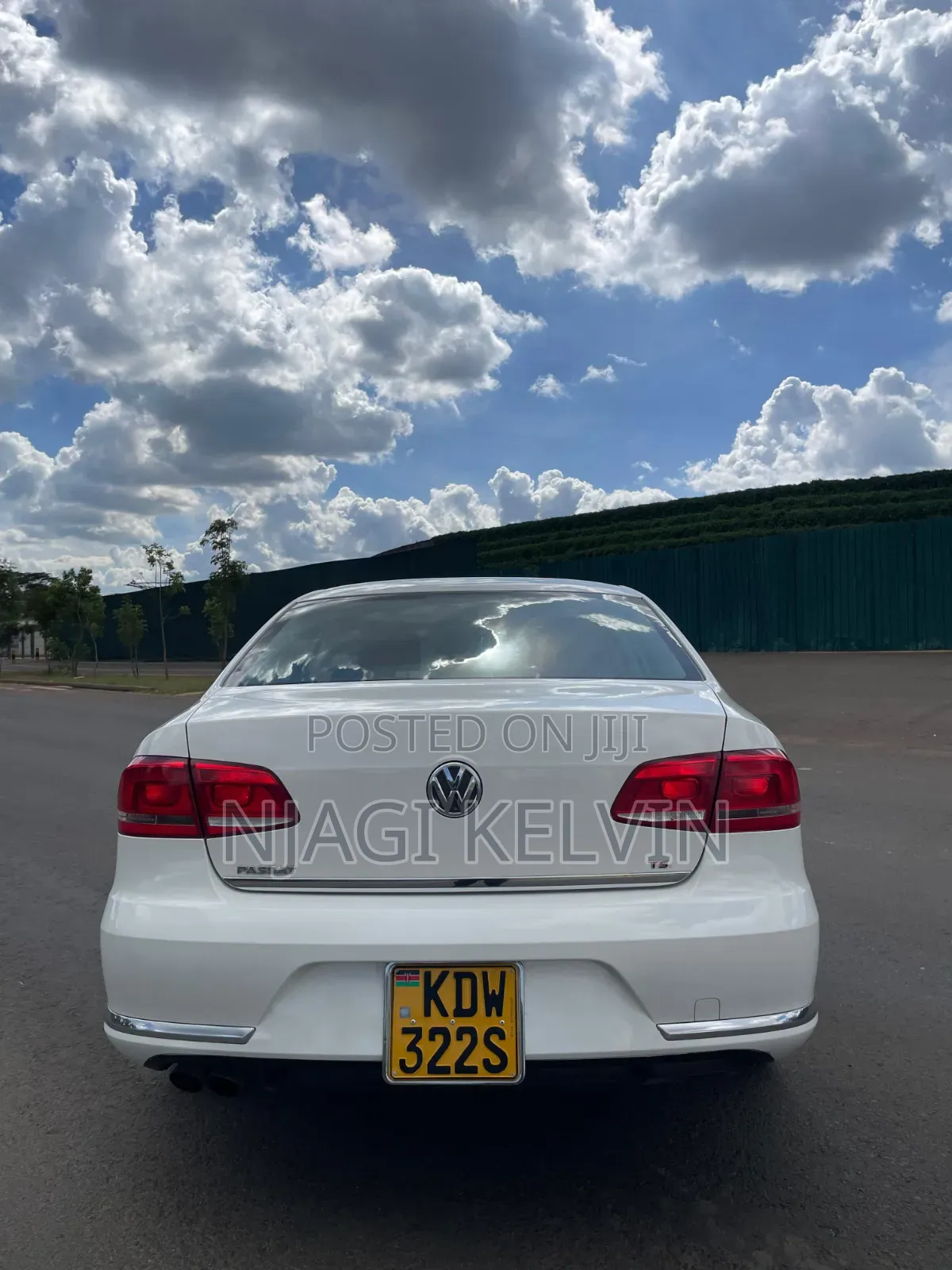 Volkswagen Passat 2013 White