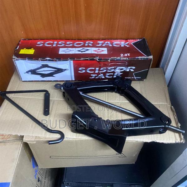 2 Ton Scissor Car Jack – Heavy-Duty Manual Lift Jack for Cars, Suvs
