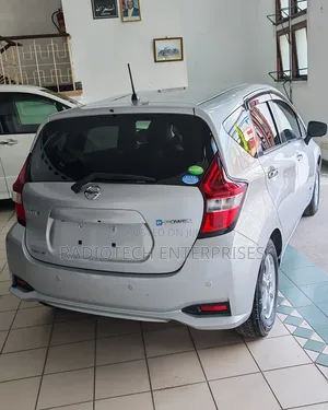 Nissan Note 2019 Silver