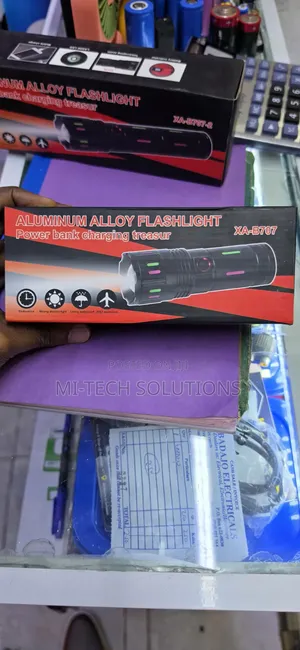 Aluminium 1km Flashlight Xa-b707