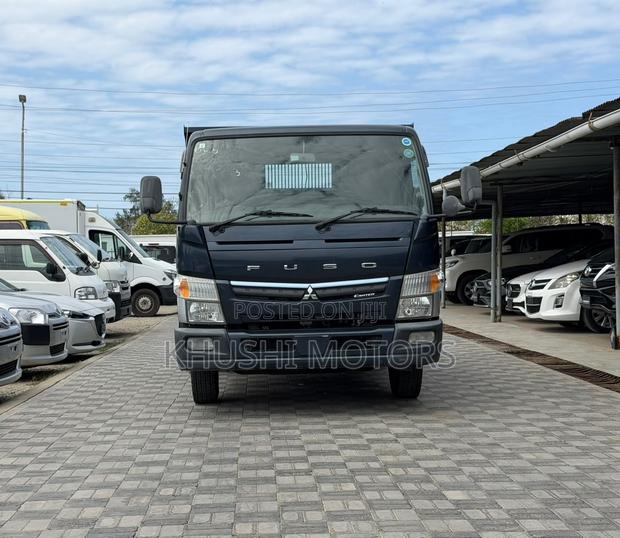 Mitsubishi Fuso Canter - thumbnail 2