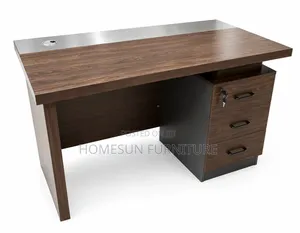 Modern Executive Office Desk With 3 Lockable Drawers – 1.4m