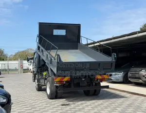 Mitsubishi Fuso Canter