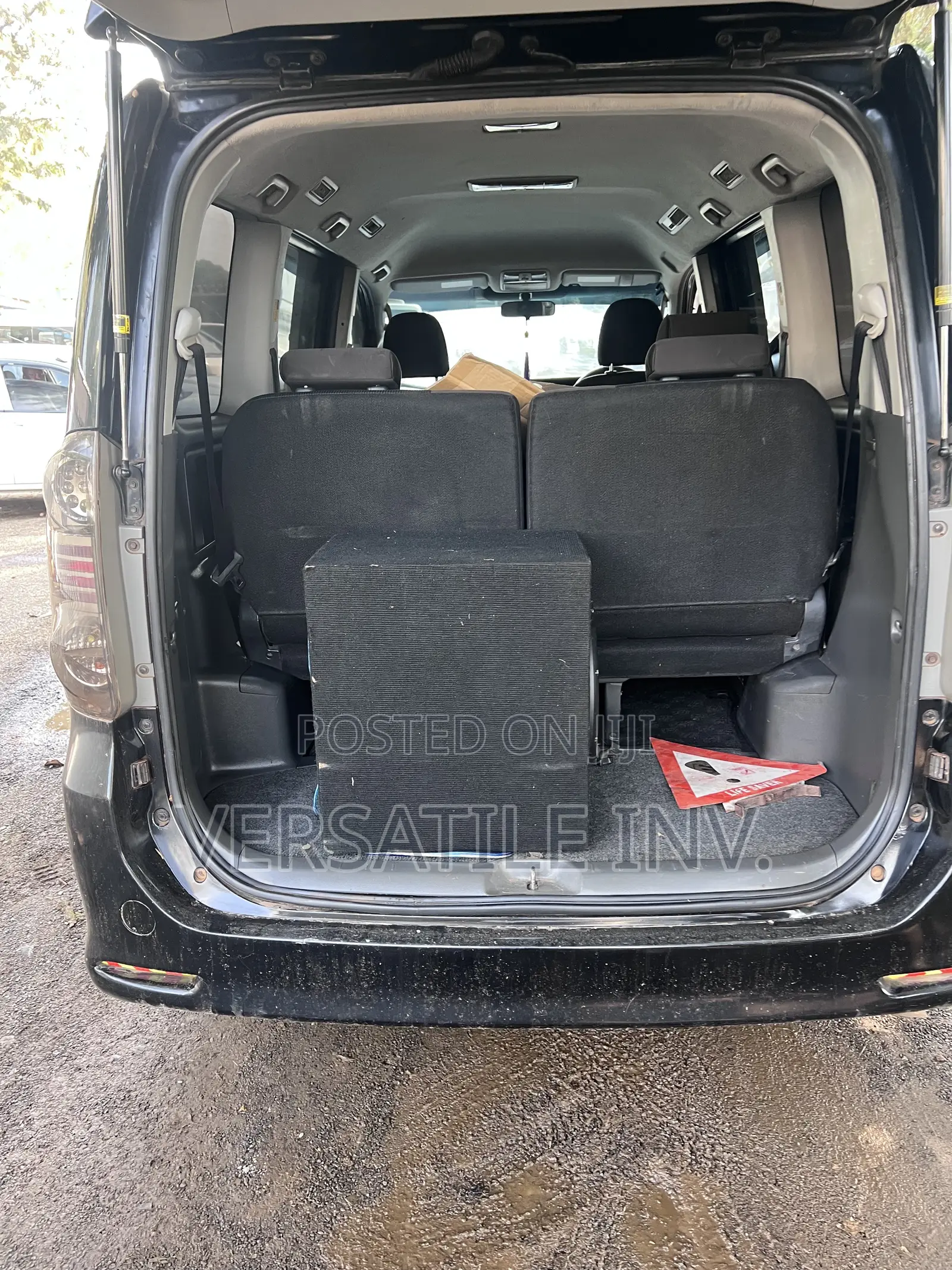 Toyota Noah 2010 Black