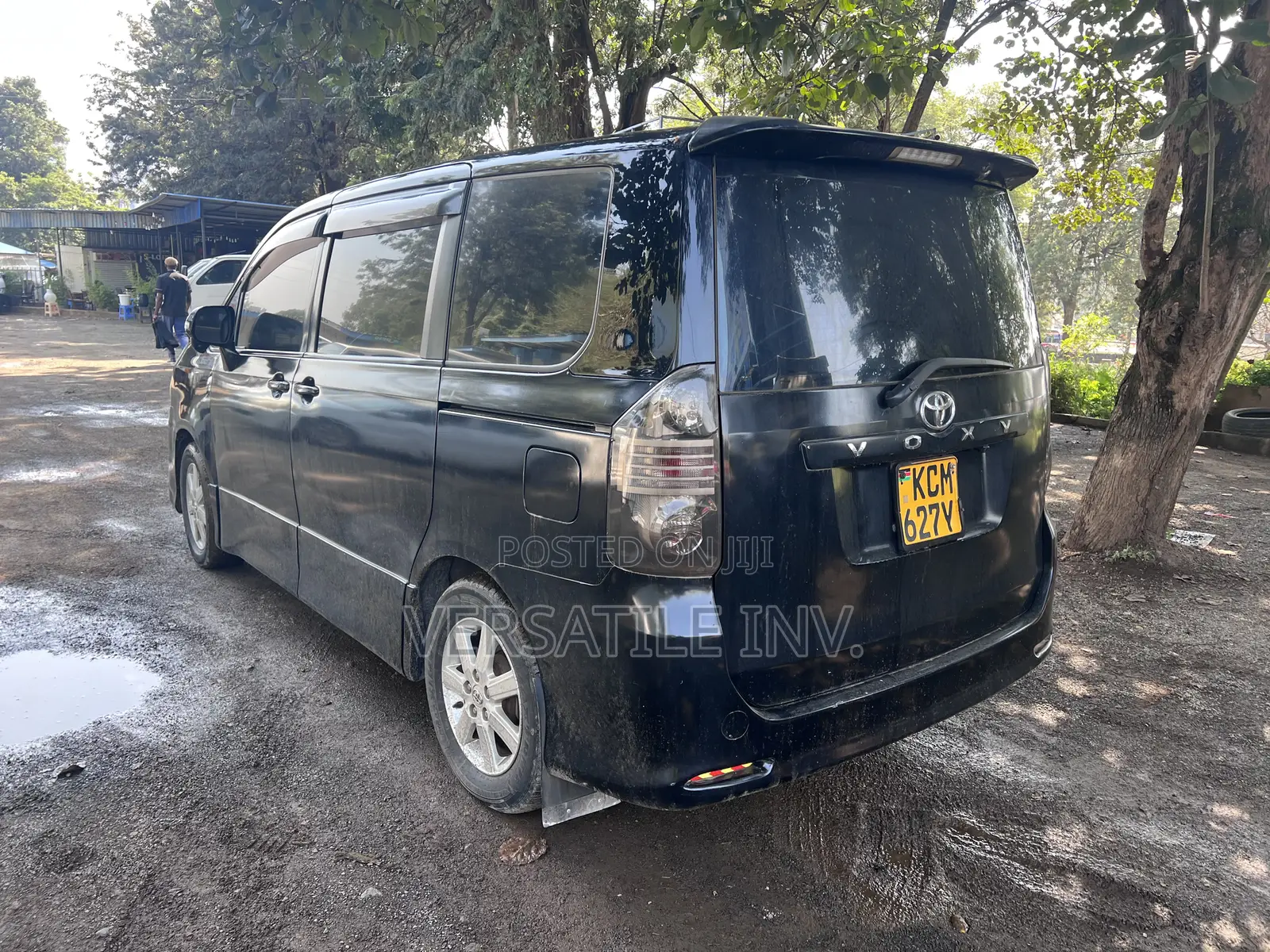 Toyota Noah 2010 Black