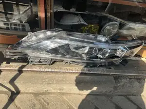 Toyota Harrier 2015 Headlight (47-147)