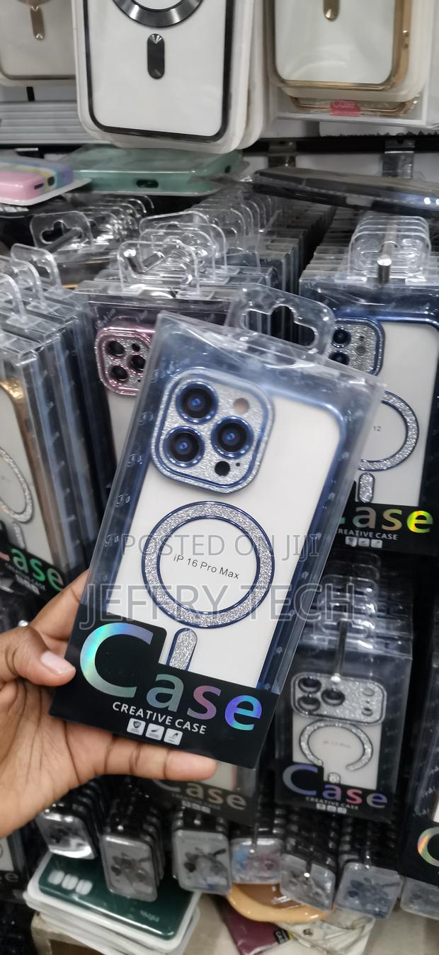 iPhone 16 Pro Max, Featuring a Sparkling, Glitter-Studded Camera Case - thumbnail 2