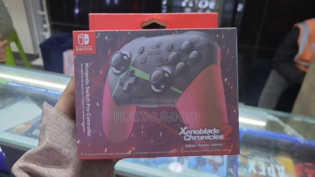 Nintendo Switch 2 Pro Controller Xenoblade Chronicles 2 Edition
