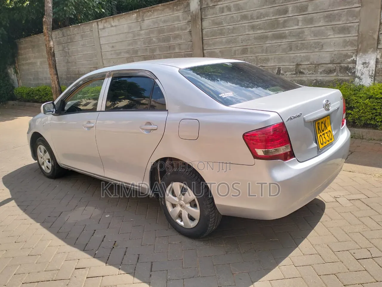Toyota Axio 2009 Silver