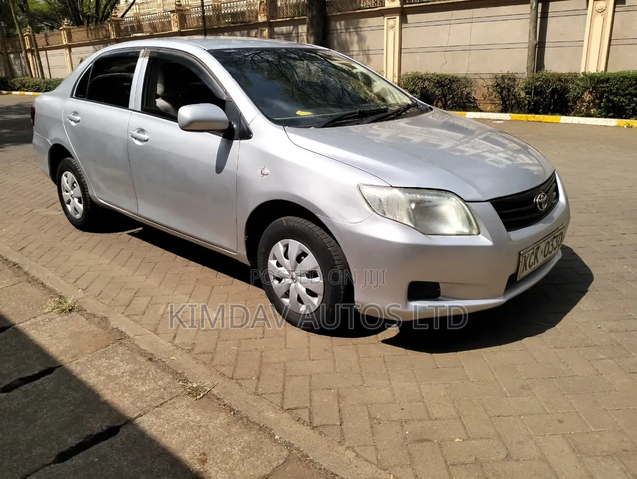 Toyota Axio 2009 Silver