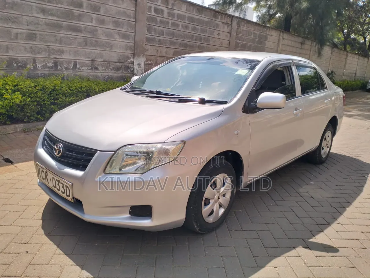 Toyota Axio 2009 Silver