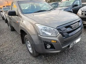 Isuzu D-MAX 2023 Gray