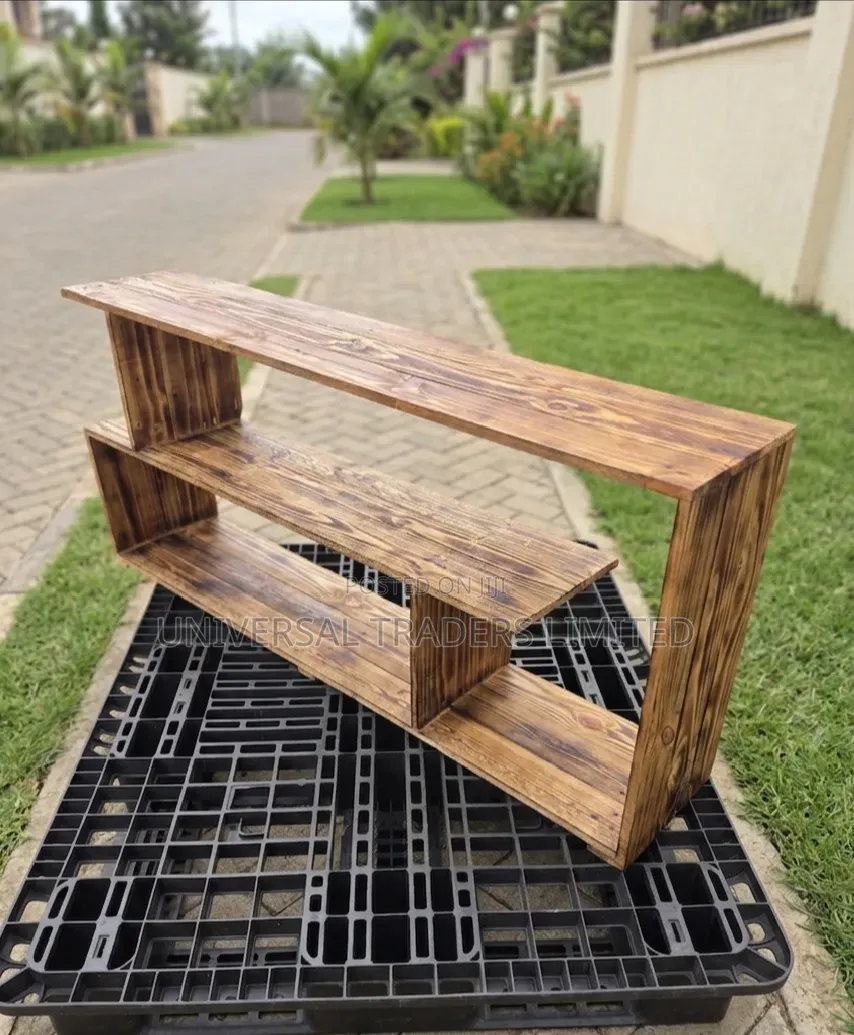 Wooden Pallet Tv Stand – Durable Elegant
