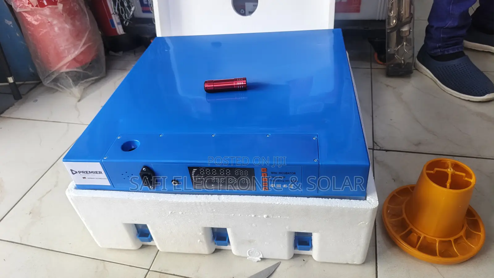 64 Eggs Capacity Automatic Incubator With Auto Turning for Poultry .