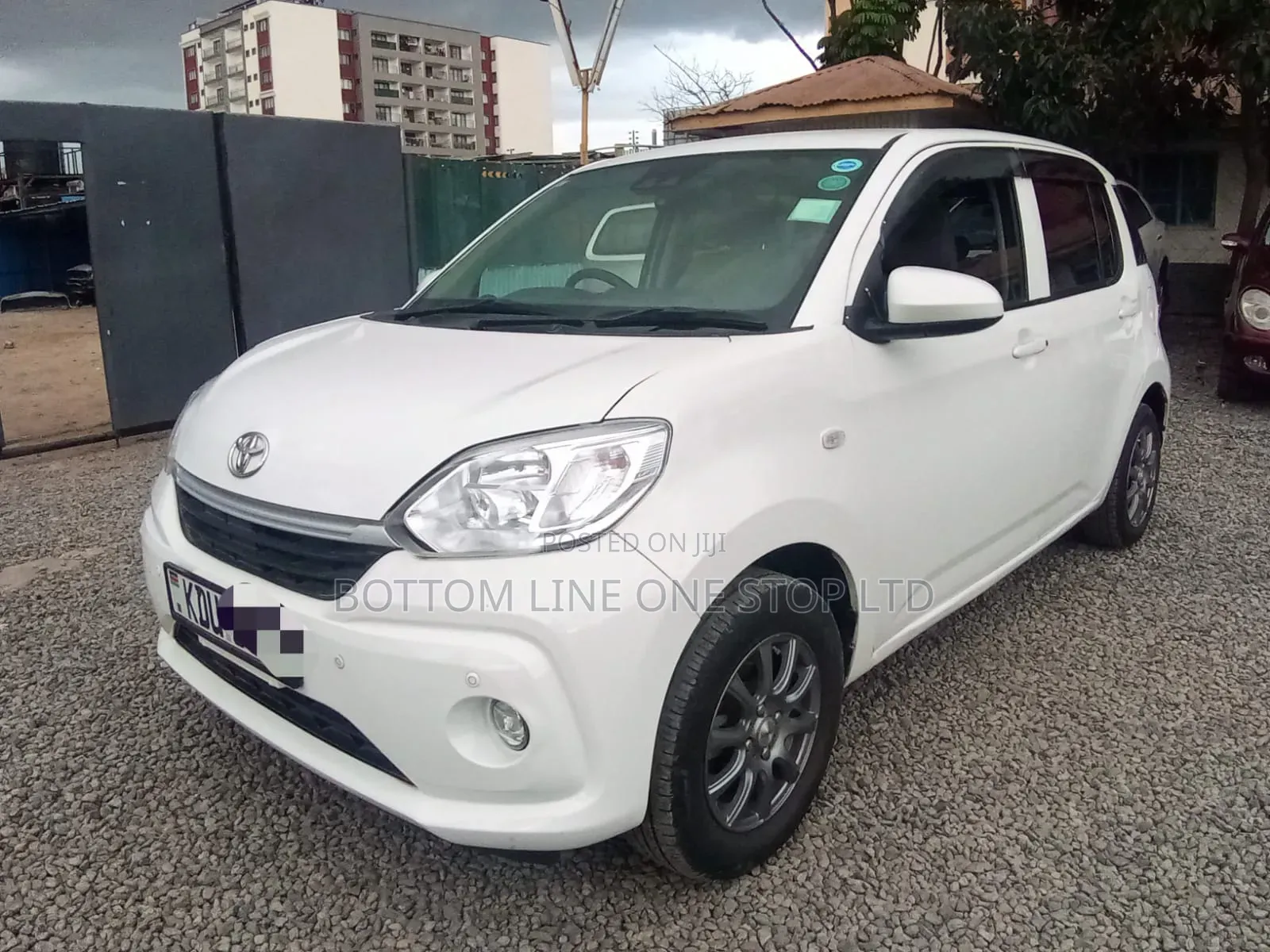 Toyota Passo 1.0 FWD 2018 White