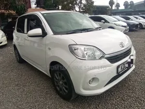 Toyota Passo 1.0 FWD 2018 White