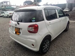 Toyota Passo 1.0 FWD 2018 White