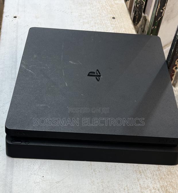 Ps4 Slim 500gb Chipped With 10 Games - thumbnail 2