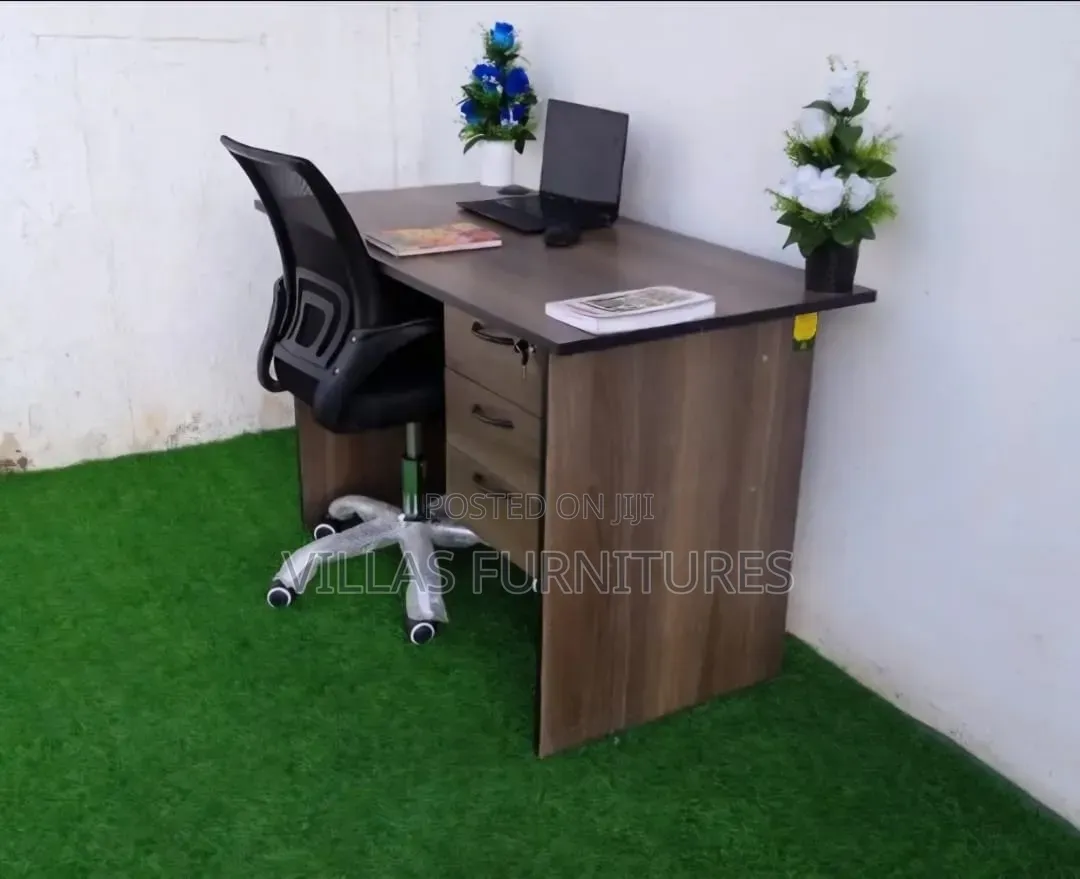 Secretarial Mesh Chair With Home Study Desk