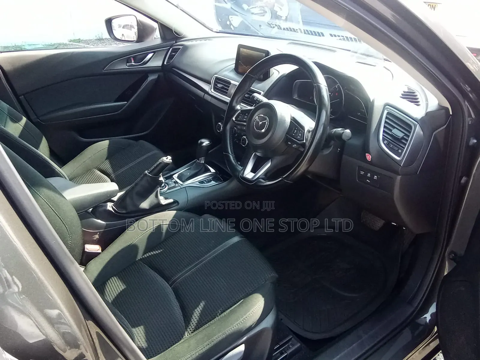 Mazda Axela 2017