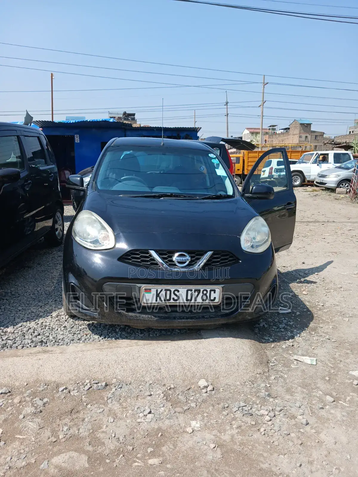 Nissan March 2017 Black