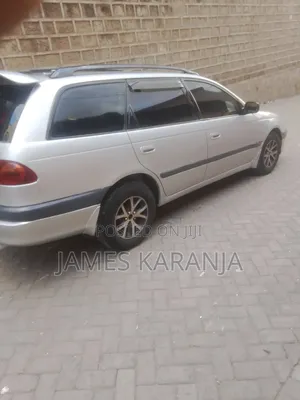Toyota Caldina 2002 Silver