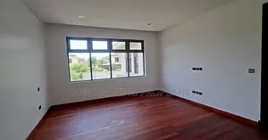 4bdrm Maisonette in Karen Plus Dsq for rent