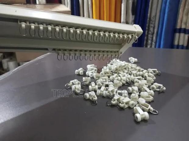 Double Aluminium Curtain Tracks - thumbnail 2