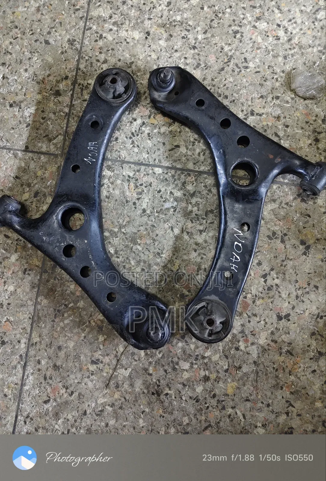 Toyota Noah Control Arm