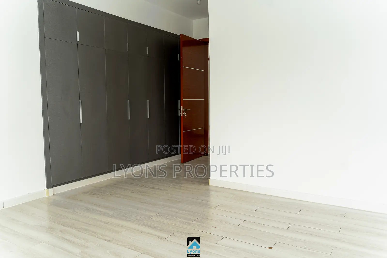 5bdrm Villa in Hardy for rent