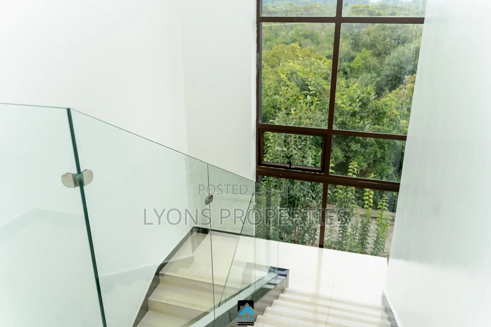 5bdrm Villa in Hardy for rent